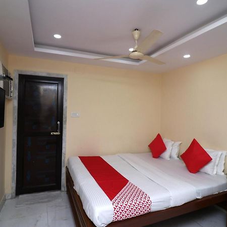 Oyo Flagship 16209 Hotel Ambar Palace Bara Bazar Экстерьер фото