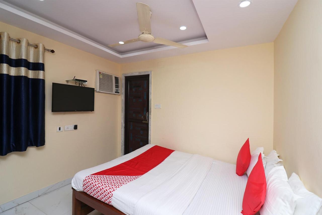 Oyo Flagship 16209 Hotel Ambar Palace Bara Bazar Экстерьер фото